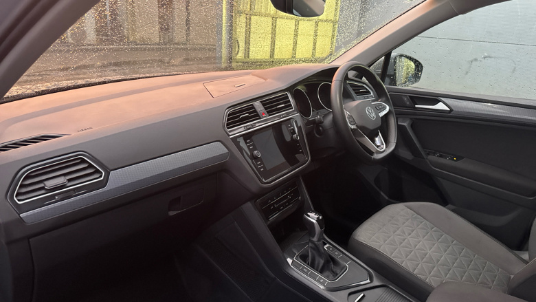 Volkswagen Tiguan 1.5 TSI 150 Life 5dr DSG Petrol Estate